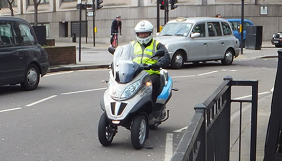 Piaggo MP3 300 LT Touring bike